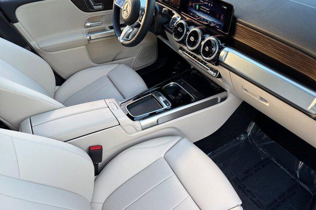 2026 Mercedes-Benz GLB 250