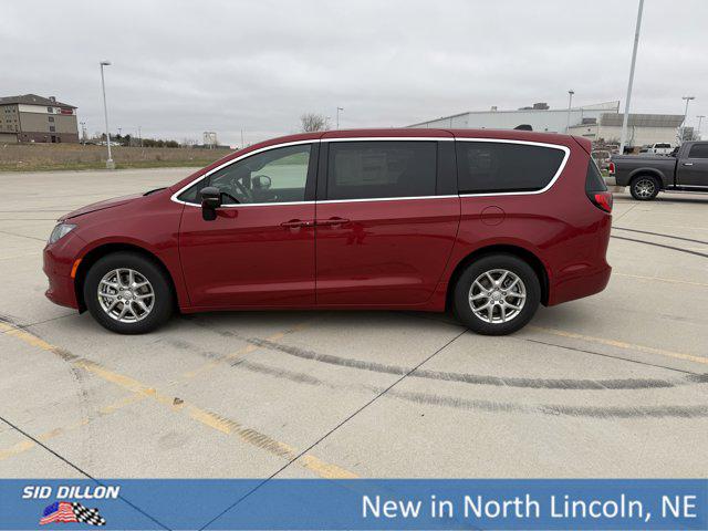 2026 Chrysler Voyager LX