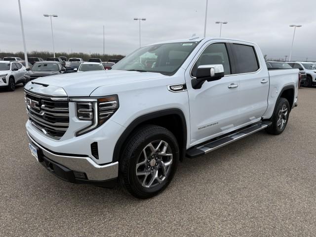2026 GMC Sierra 1500 Crew Cab, Short Bed, SLT, RWD