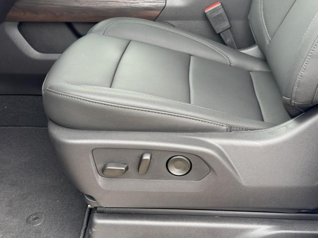 2026 GMC Sierra 1500 Crew Cab, Short Bed, SLT, RWD