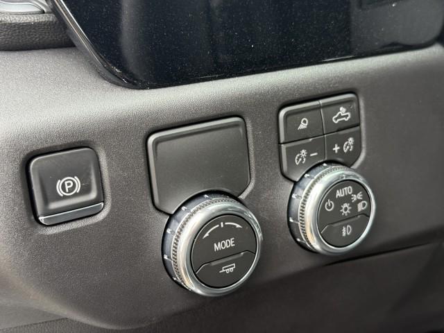 2026 GMC Sierra 1500 Crew Cab, Short Bed, SLT, RWD