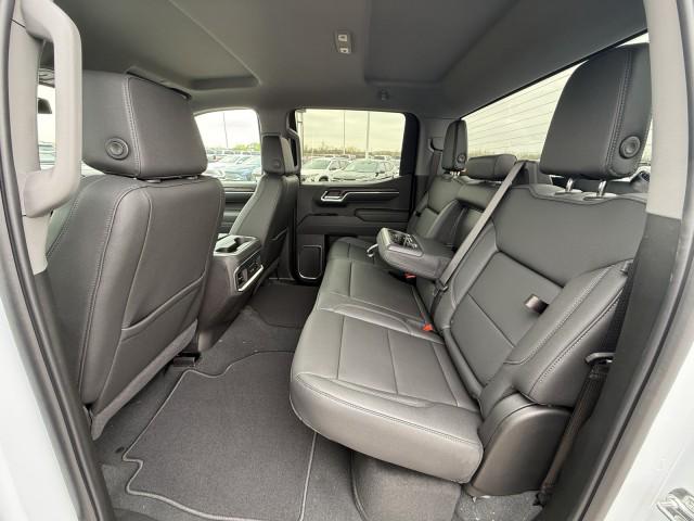 2026 GMC Sierra 1500 Crew Cab, Short Bed, SLT, RWD