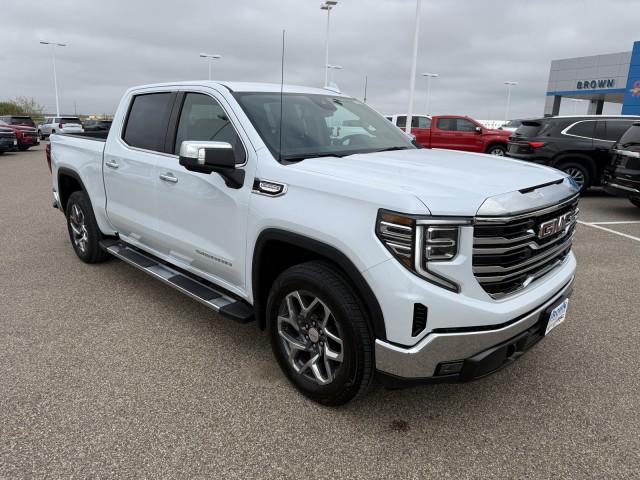 2026 GMC Sierra 1500 Crew Cab, Short Bed, SLT, RWD