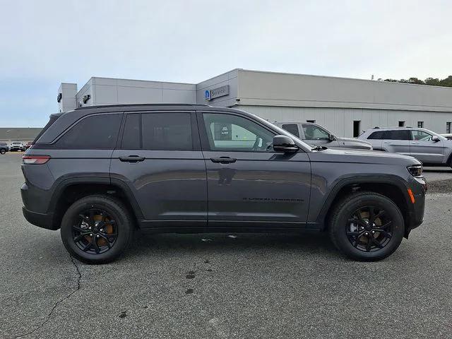 2026 Jeep Grand Cherokee Altitude 4x4