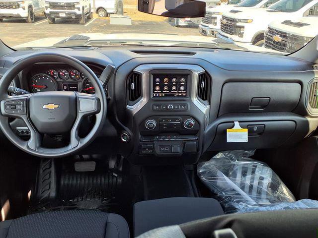 2026 Chevrolet Silverado 3500HD Crew Cab, Long Bed, WT Dual Rear Wheel, RWD