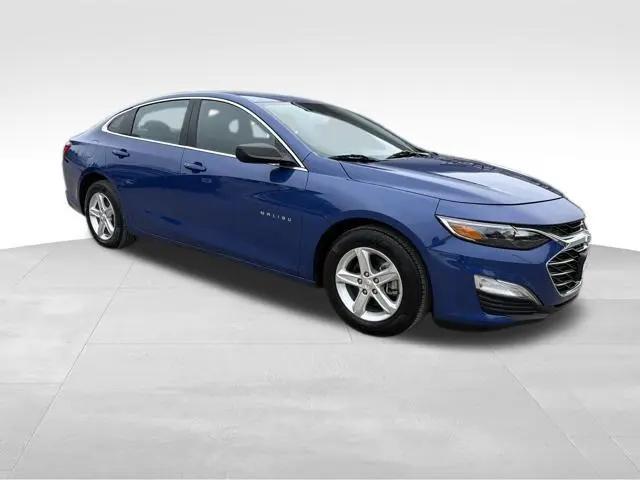 2023 Chevrolet Malibu FWD 1FL for sale in Epsom, NH