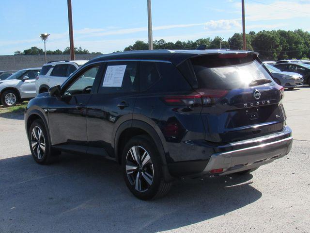 2025 Nissan Rogue SL FWD