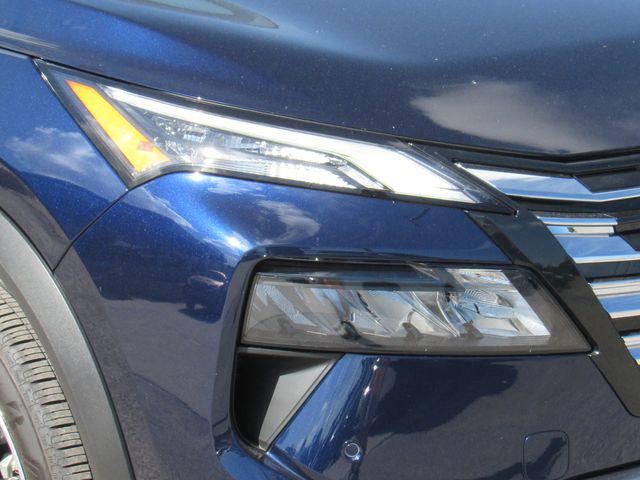 2025 Nissan Rogue SL FWD