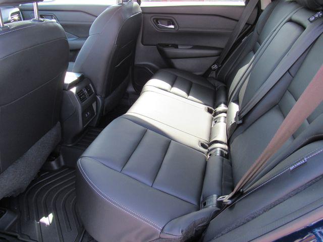 2025 Nissan Rogue SL FWD