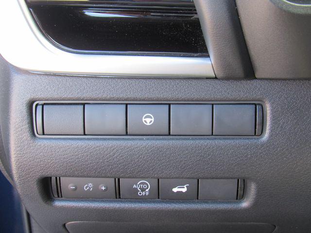 2025 Nissan Rogue SL FWD
