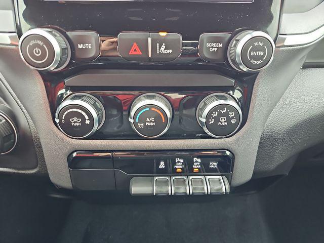 2025 Ram 1500 Big Horn Crew Cab 4x4 5'7" Box