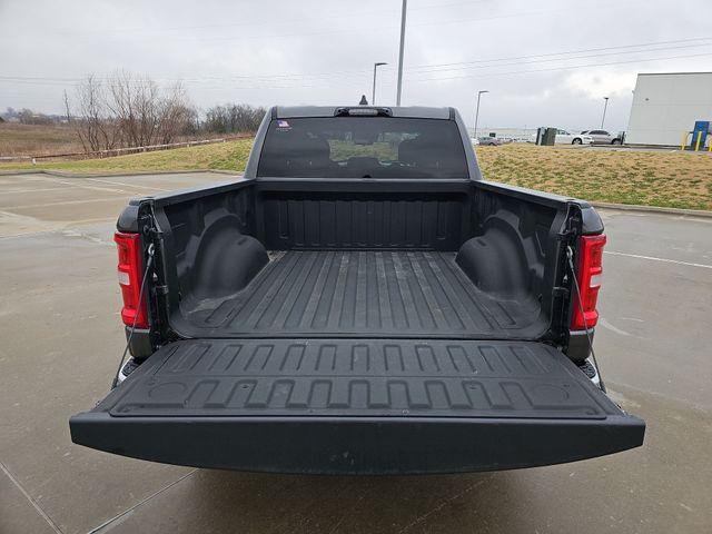 2025 Ram 1500 Big Horn Crew Cab 4x4 5'7" Box