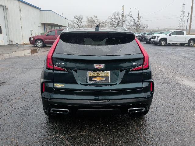 2024 Cadillac XT4 FWD Premium Luxury