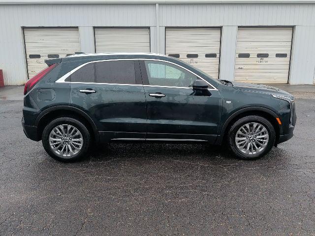 2024 Cadillac XT4 FWD Premium Luxury