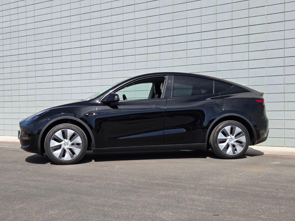 Used 2024 Tesla Model Y Long Range with VIN 7SAYGDEEXRA217001 for sale in Henderson, NV