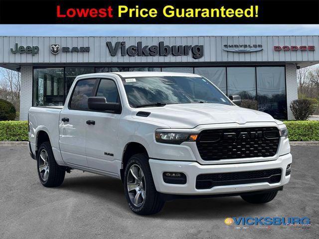 2026 Ram 1500 Express Crew Cab 4x4 5'7" Box for sale in Vicksburg, MI