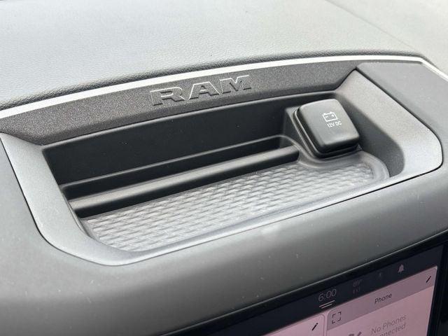 2026 Ram 1500 Express Crew Cab 4x4 5'7" Box