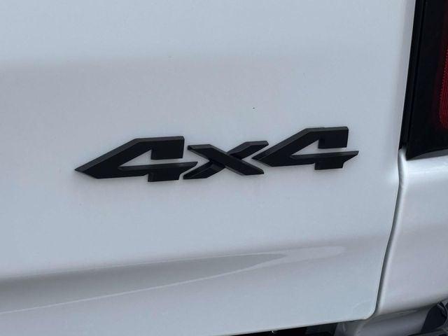 2026 Ram 1500 Express Crew Cab 4x4 5'7" Box