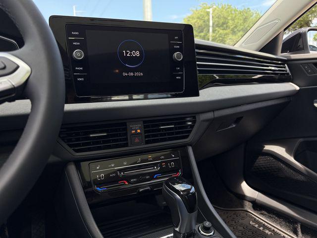 2026 Volkswagen Jetta SE
