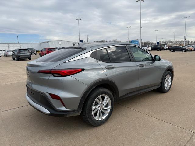 2025 Buick NV Preferred FWD
