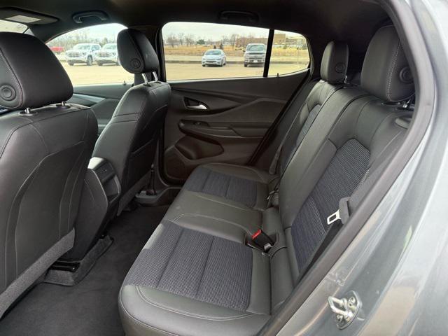 2025 Buick NV Preferred FWD
