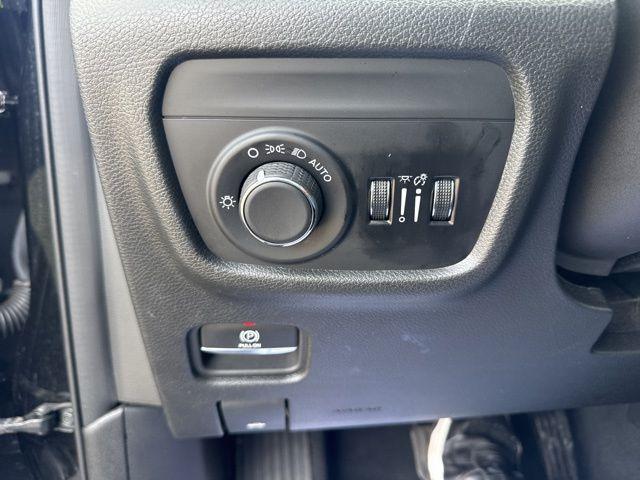2024 Jeep Grand Cherokee L Altitude 4x4