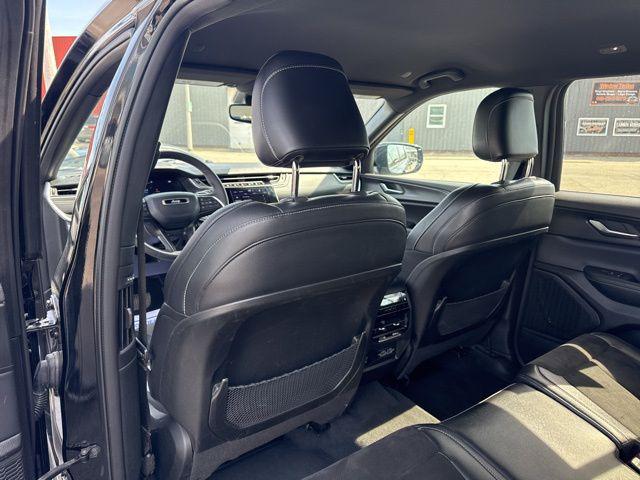 2024 Jeep Grand Cherokee L Altitude 4x4