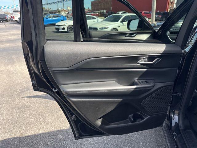 2024 Jeep Grand Cherokee L Altitude 4x4