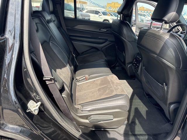 2024 Jeep Grand Cherokee L Altitude 4x4