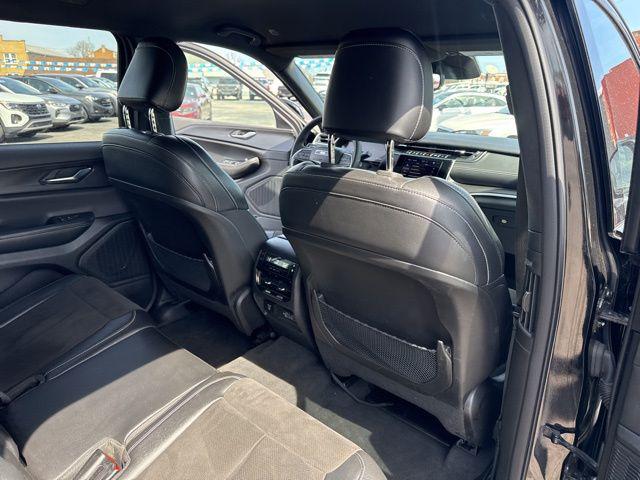 2024 Jeep Grand Cherokee L Altitude 4x4