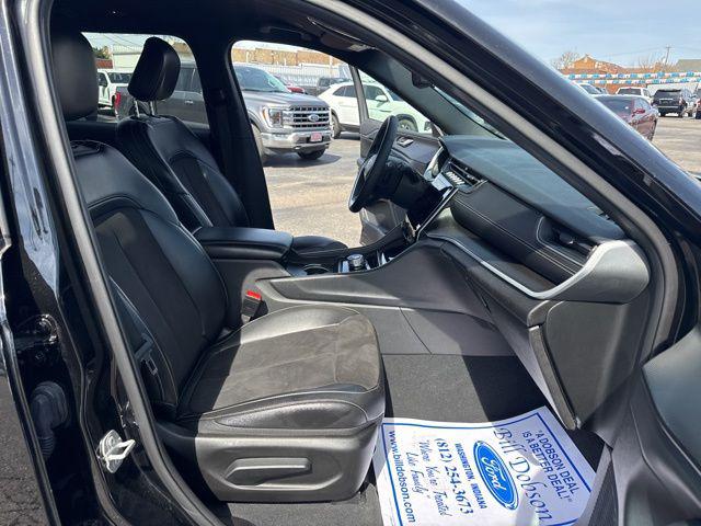 2024 Jeep Grand Cherokee L Altitude 4x4