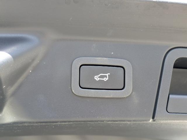 2021 Land Rover Range Rover Velar P250 R-Dynamic S