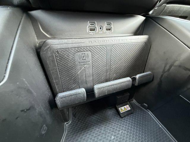 2025 Ram 1500 Big Horn Crew Cab 4x4 5'7" Box