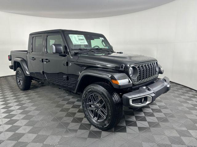 2026 Jeep Gladiator GLADIATOR SPORT S 4X4 2026 Jeep Gladiator GLADIATOR SPORT S 4X4