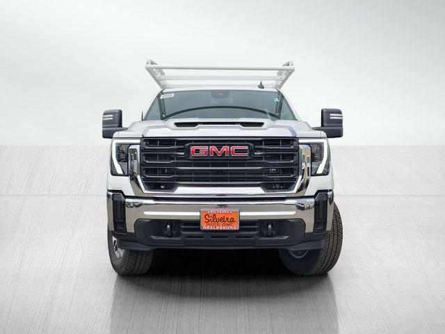 2026 GMC Sierra 3500HD Double Cab, Long Bed, Pro Dual Rear Wheel, 4WD