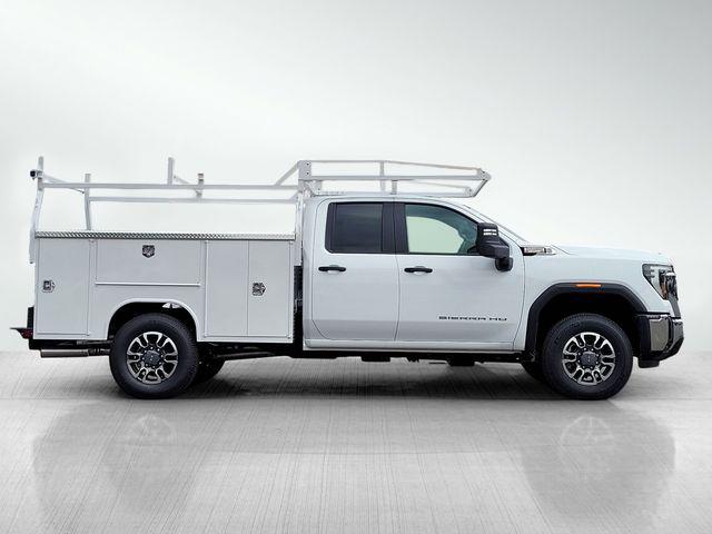 2026 GMC Sierra 3500HD Double Cab, Long Bed, Pro Dual Rear Wheel, 4WD