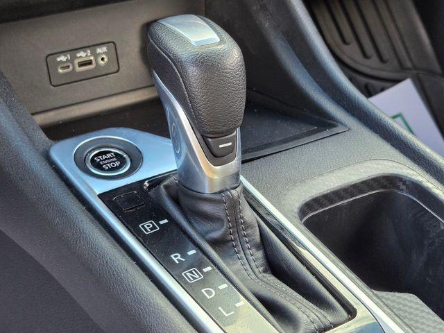 2023 Nissan Sentra SV Xtronic CVT