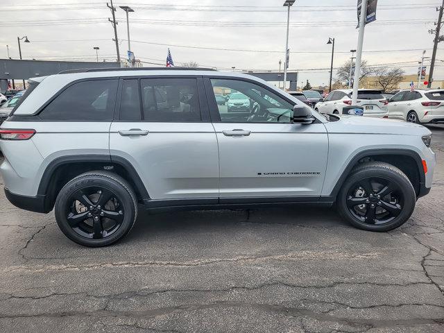 2023 Jeep Grand Cherokee Altitude 4x4
