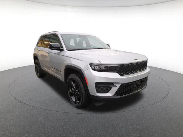 2024 Jeep Grand Cherokee Altitude X 4x4