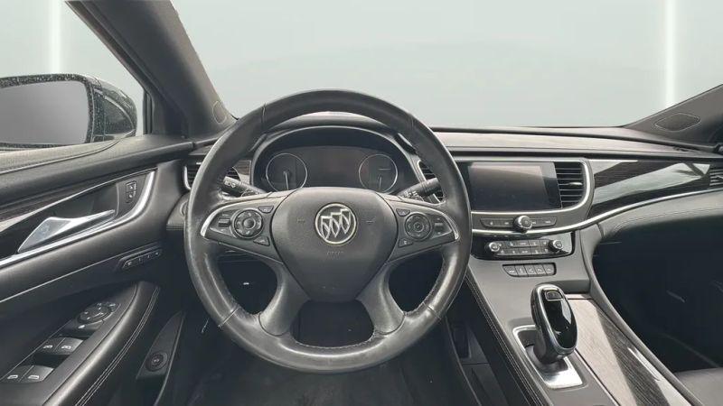 2018 Buick LaCrosse Avenir