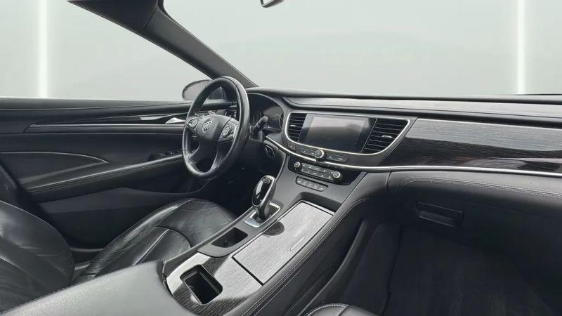 2018 Buick LaCrosse Avenir