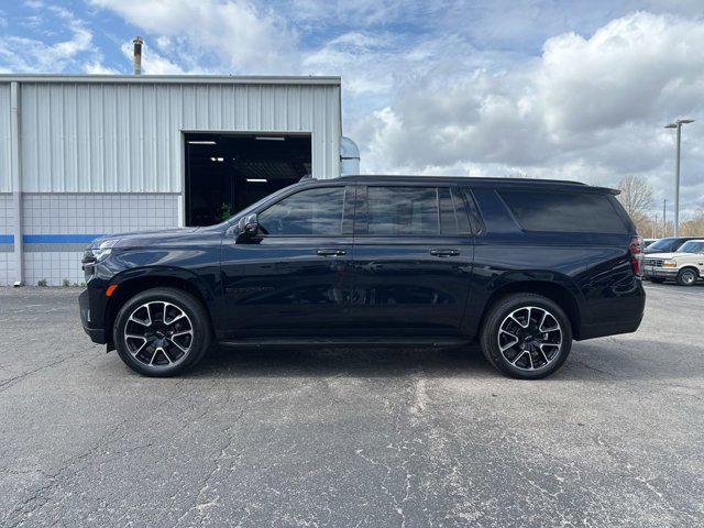 2024 Chevrolet Suburban 4WD RST