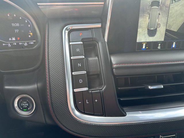 2024 Chevrolet Suburban 4WD RST