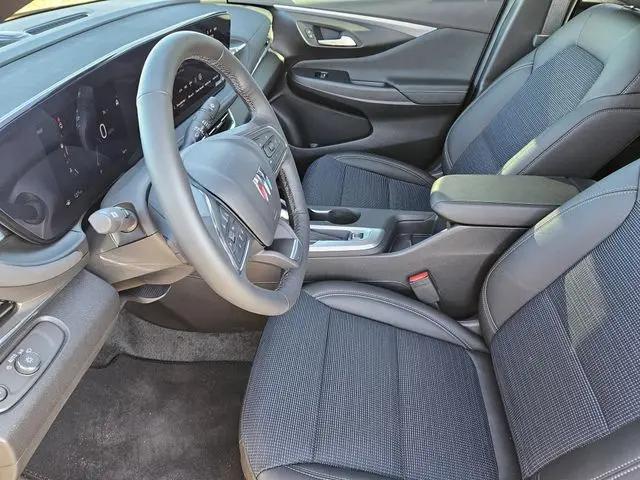 2026 Buick NV Preferred FWD
