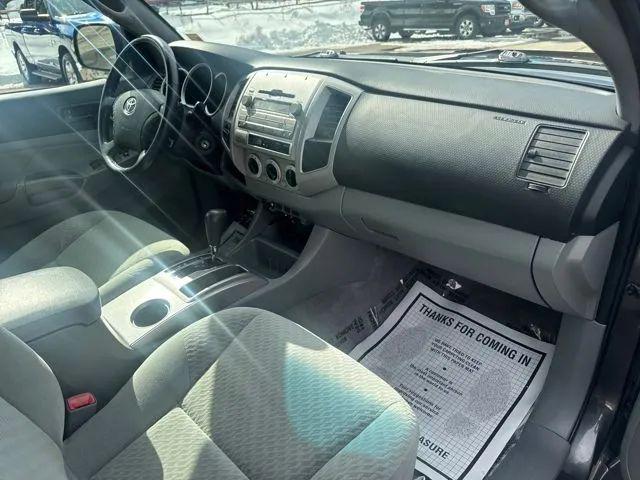 2011 Toyota Tacoma Base V6