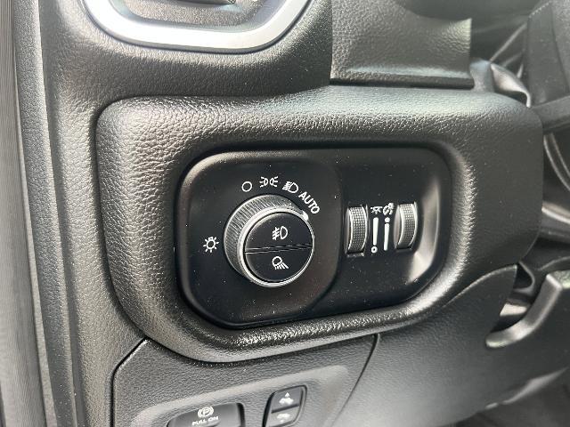 2025 Ram 1500 Lone Star Crew Cab 4x4 5'7" Box