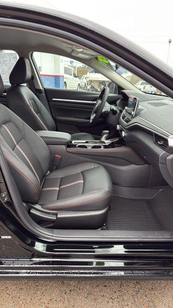 2025 Nissan Altima SR FWD