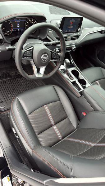 2025 Nissan Altima SR FWD