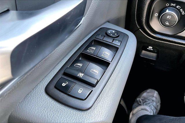 2023 Ram 1500 Big Horn Crew Cab 4x4 5'7" Box