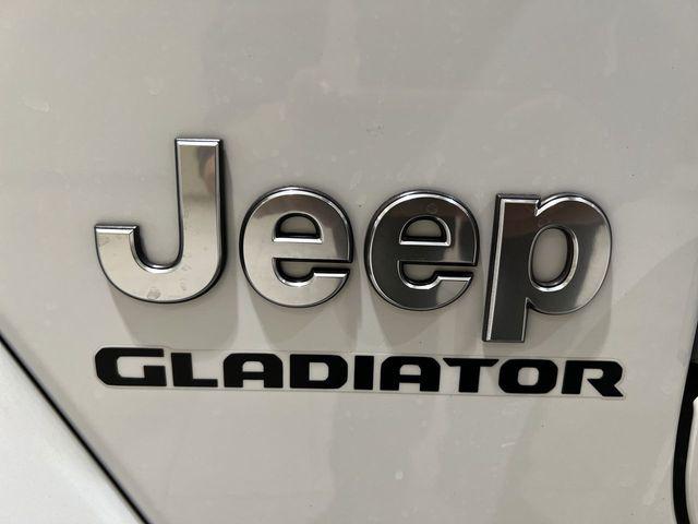 2022 Jeep Gladiator Overland